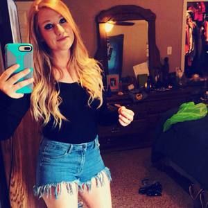 Meet your Posher, Carlee